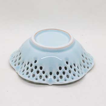 肥前陶磁器専門のオンラインショップ陶樹庵 青白磁透かし彫小鉢